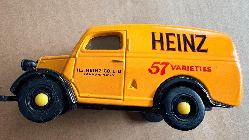 Matchbox Dinky Ford E83W Heinz 1950, Ophalen of Verzenden, Zo goed als nieuw, Auto, Matchbox