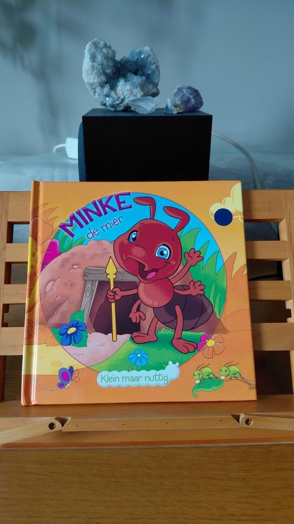 Minke de mier - Klein maar nuttig, Ophalen of Verzenden, Gelezen, Fictie algemeen