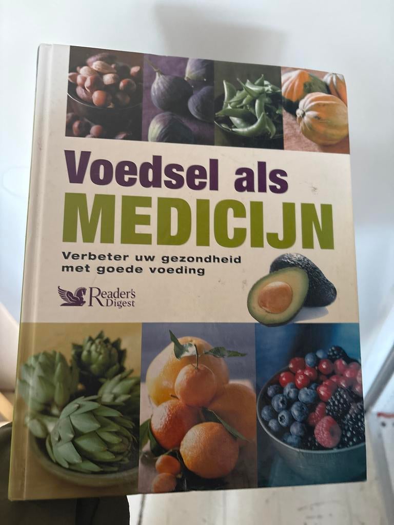 Voedsel als Medicijn - Reader's Digest, Boeken, Ophalen of Verzenden, Zo goed als nieuw, Dieet en Voeding