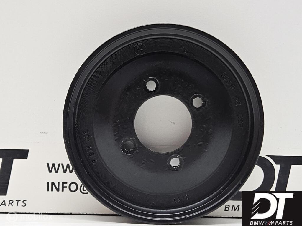 Waterpomp poelie BMW M5 E60 S85 V10 S85B50 M6 11517840381, Auto-onderdelen, Motor en Toebehoren, Gebruikt, Ophalen of Verzenden