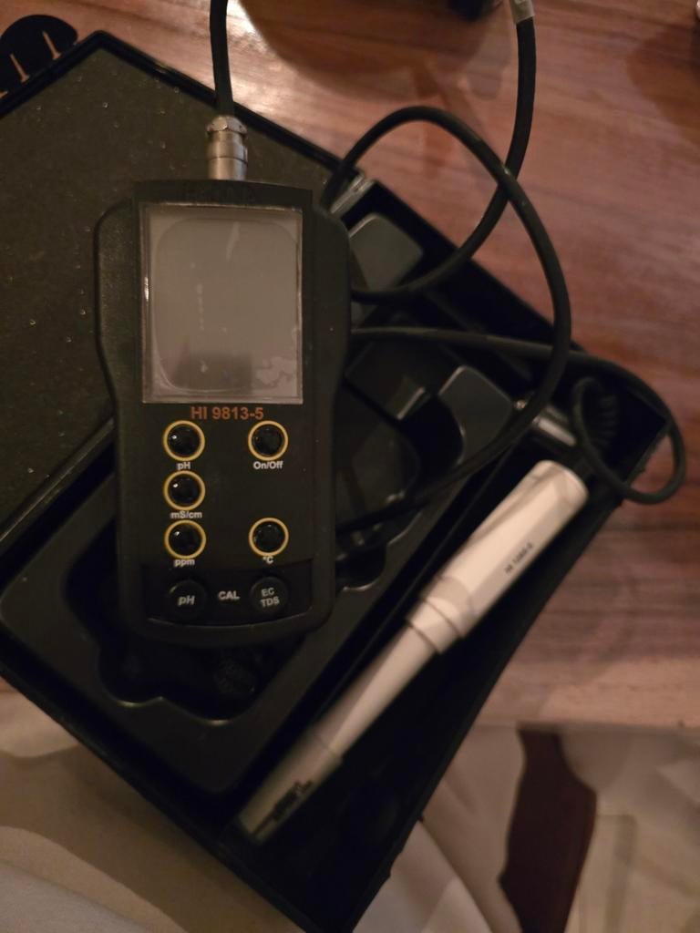 Nieuwe Hanna HI9813-5 Draagbare pH/EC/TDS Meter, Doe-het-zelf en Verbouw, Meetapparatuur, Nieuw, Ophalen of Verzenden