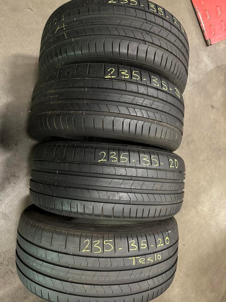 235 35 20 Pirelli Tesla/265 40 21 295 35 21 Michelin Porsche, Auto-onderdelen, Banden en Velgen, 295 mm, Band(en), Zomerbanden