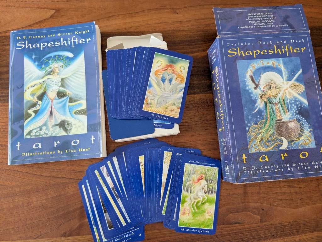 SHAPESHIFTER TAROT, Conway and Knight, Verzamelen, Speelkaarten, Jokers en Kwartetten, Ophalen of Verzenden, Zo goed als nieuw
