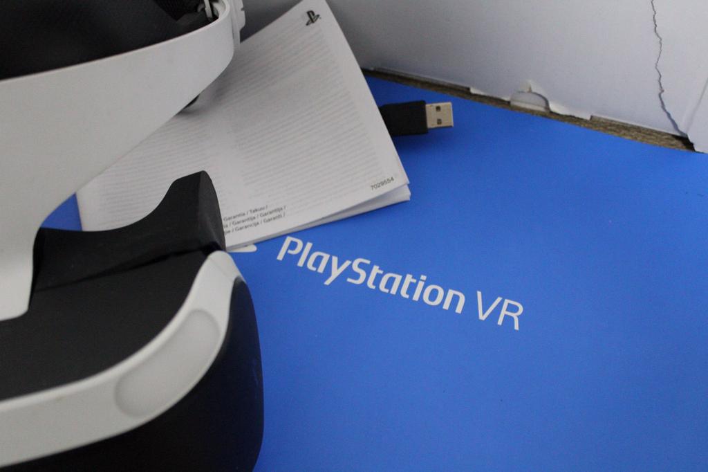 Sony PlayStation V1 VR  *Nieuwstaat*, Ophalen of Verzenden, Zo goed als nieuw, USB-camera of EyeToy, PlayStation 1