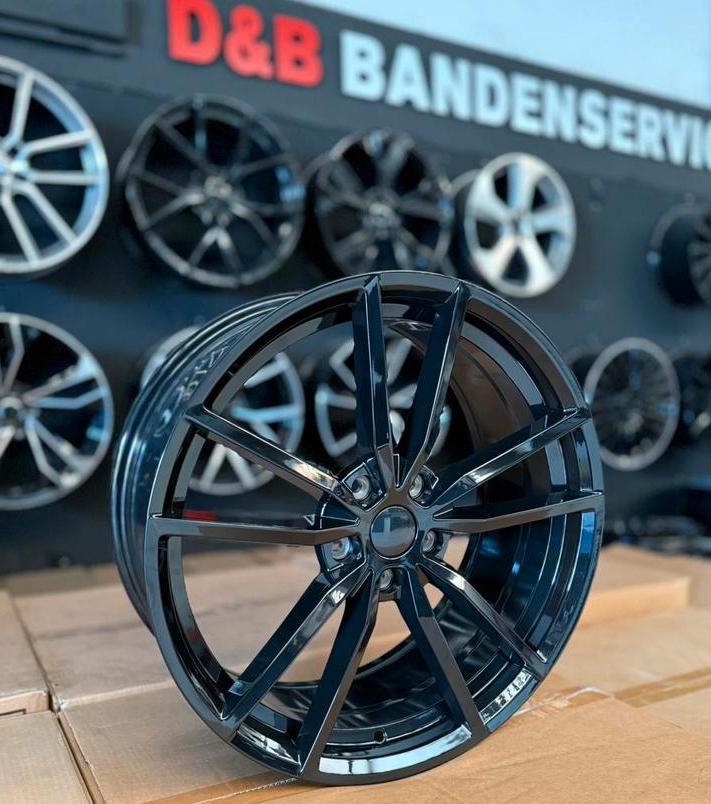 18 19 inch pretoria look velgen 5x112 Vw golf t-roc caddy, 18 inch, Velg(en), Nieuw, Ophalen of Verzenden
