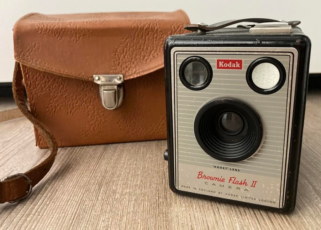 Kodak Brownie Flash II, Ophalen of Verzenden, Fototoestel