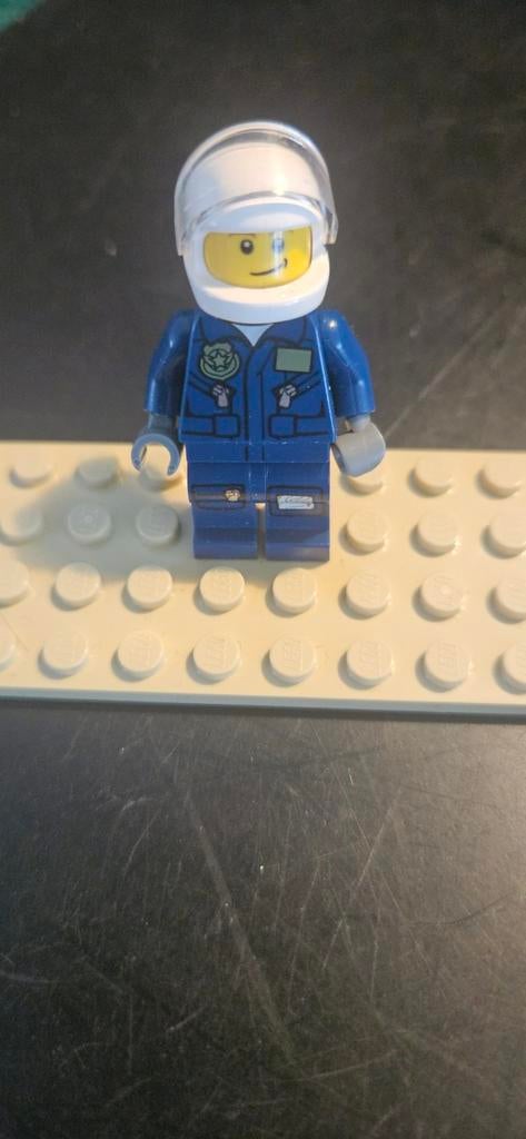 Lego Minifiguur  062 Helicopter Piloot met map, Ophalen of Verzenden, Gebruikt, Losse stenen, Lego