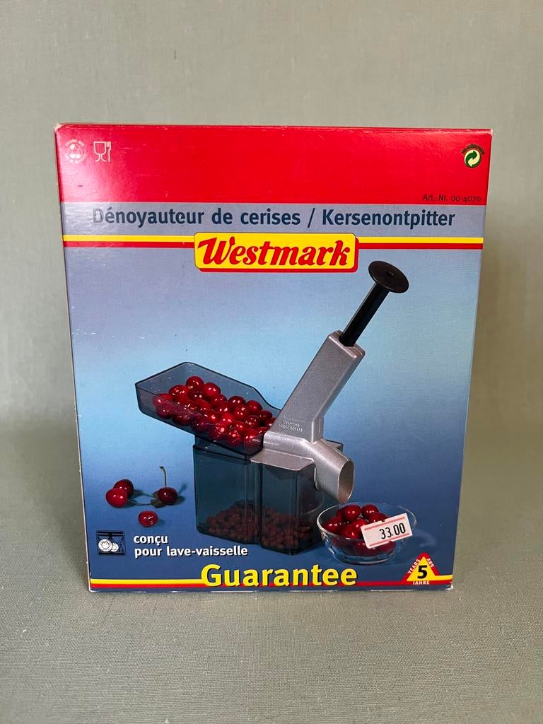 Aluminium kersenontpitter Westmark, Ophalen of Verzenden, Gebruikt