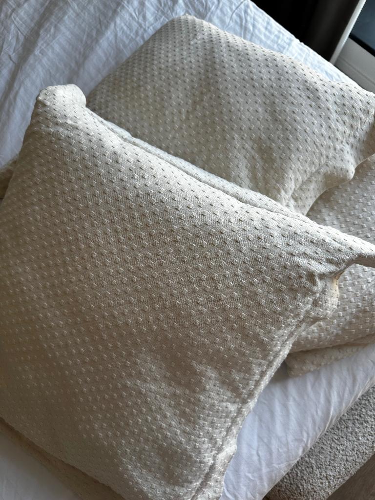 Zara home bedsprei 30 euro ZSM OPHALEN!, Ophalen, Eenpersoons, Wit, Zo goed als nieuw