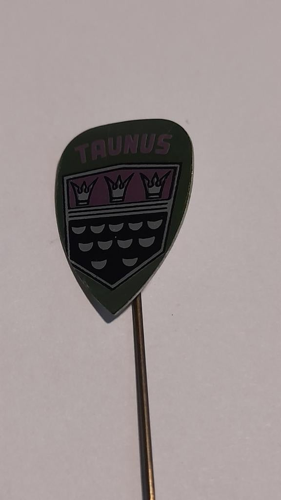 Taunus Speldje/Pin - Merk met wapen, Ophalen of Verzenden, Gebruikt, Merk, Speldje of Pin