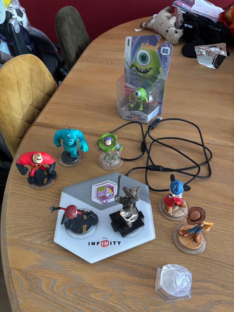 Disney infinity, 2 spelers, Zo goed als nieuw, Vanaf 7 jaar, Ophalen
