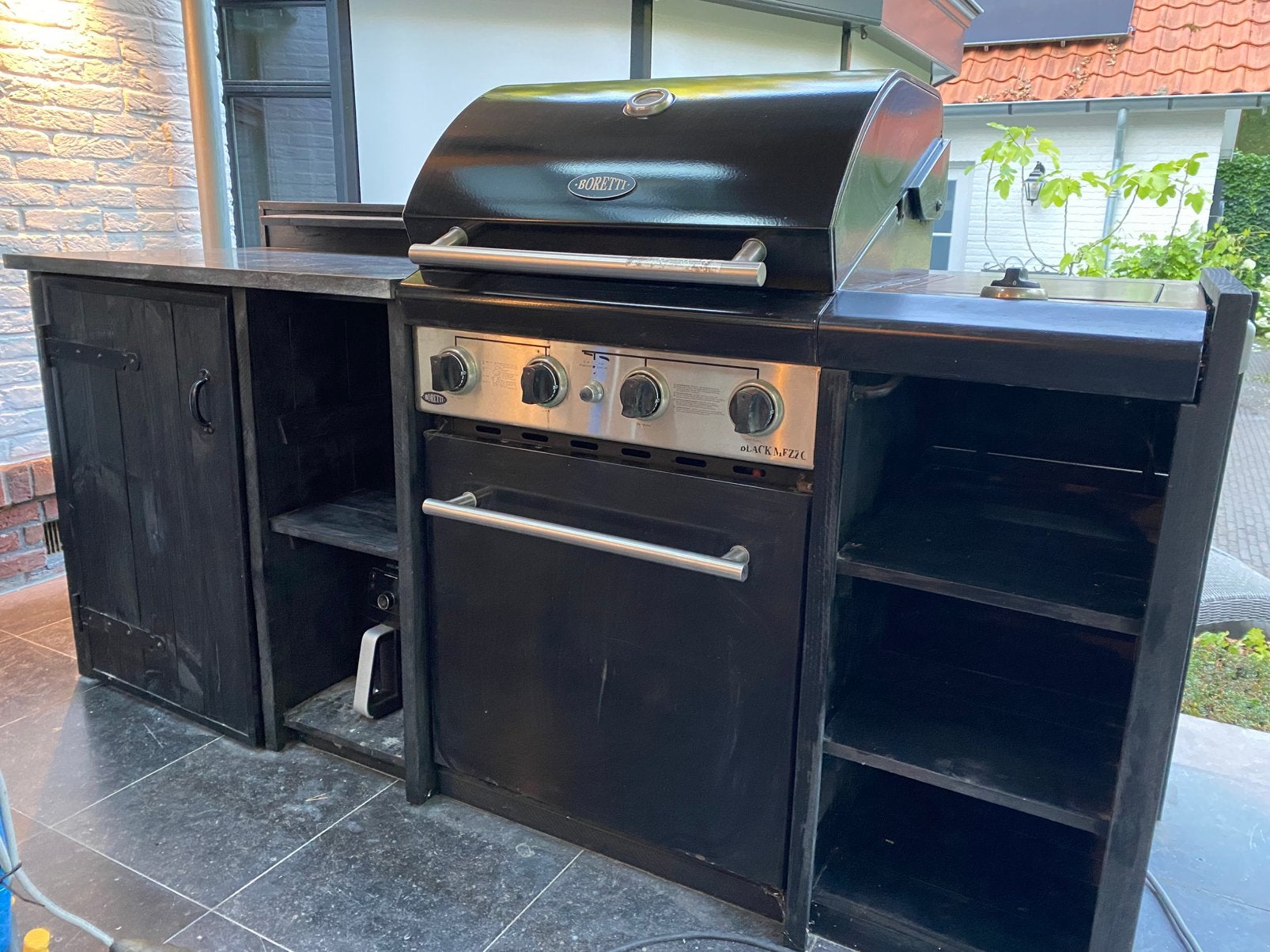Boretti barbecue met gratis ombouw, Ophalen, Gebruikt