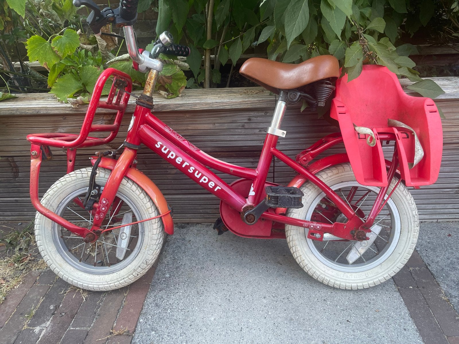 Supersuper kinderfiets 12 inch incl. zijwieltjes, Fietsen en Brommers, Fietsen | Kinderfietsjes, Ophalen, Zijwieltjes, Gebruikt