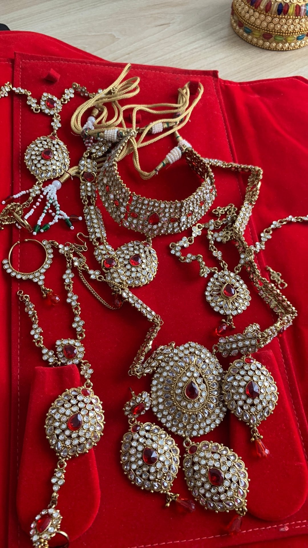 Hele bridal set nieuw, Sieraden, Tassen en Uiterlijk, Kettingen, Ophalen of Verzenden, Nieuw, Overige materialen
