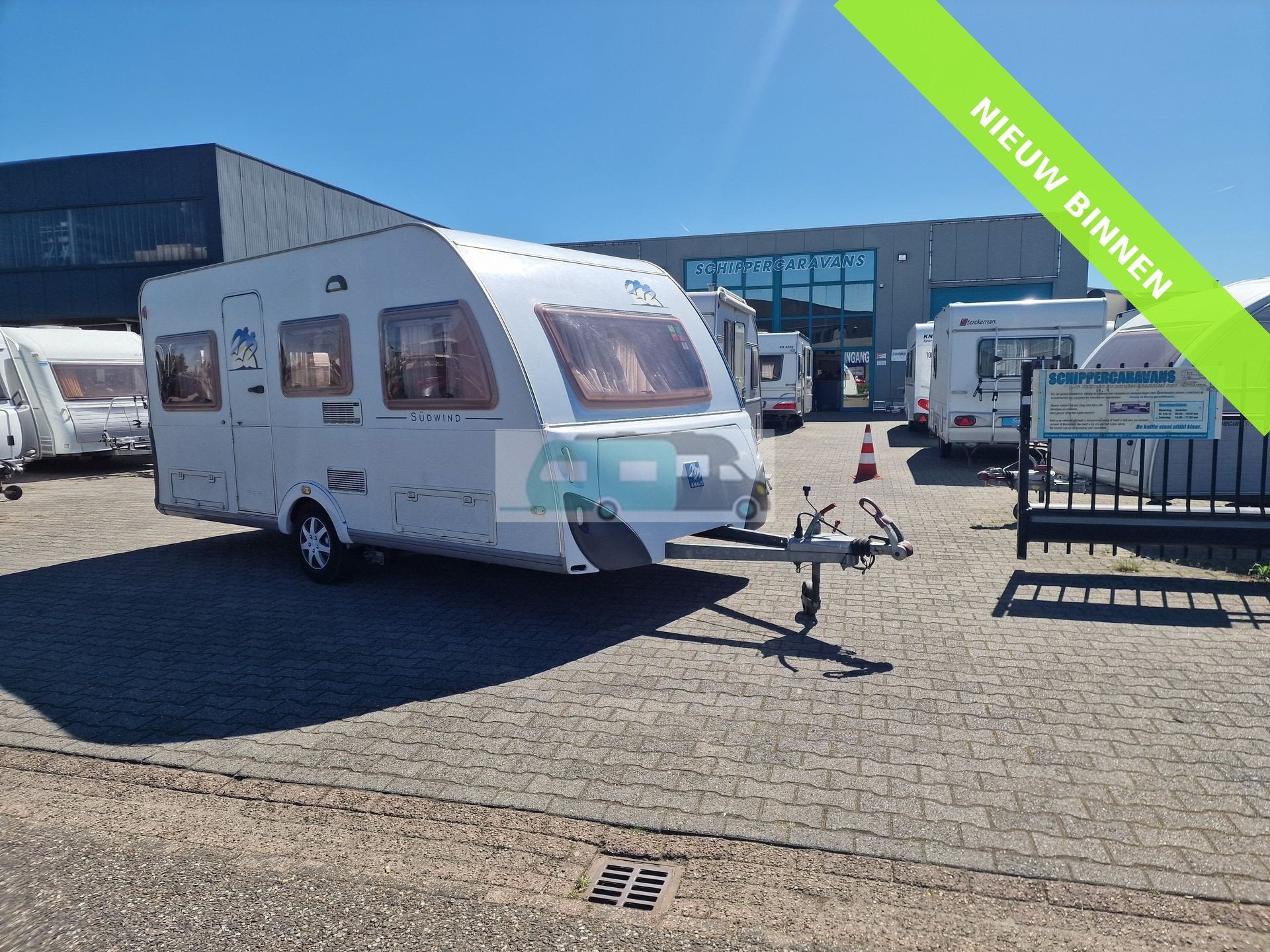 Knaus sudwind 450 TU 2004 Mover, voortent (bj 2004), Schokbreker, Bedrijf, 6 tot 7 meter, Knaus