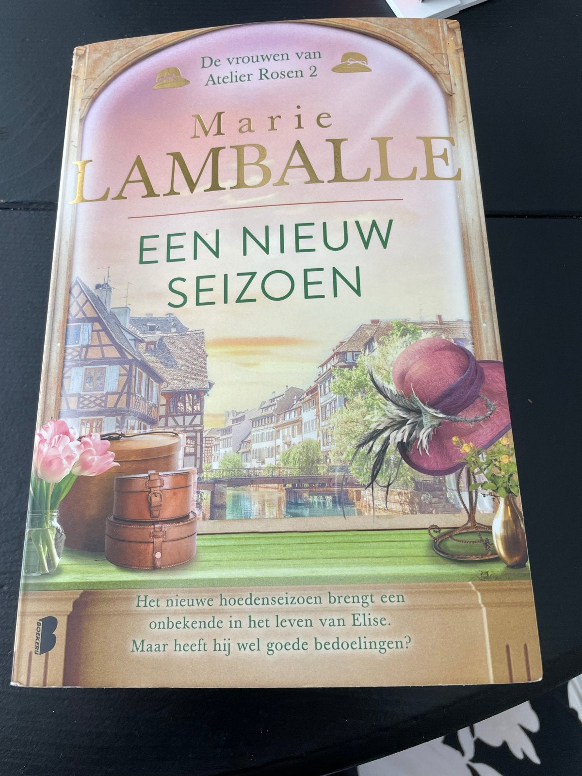 Marie Lamballe - Een Nieuw Seizoen (Atelier Rosen 2), Ophalen of Verzenden, Zo goed als nieuw, Nederland
