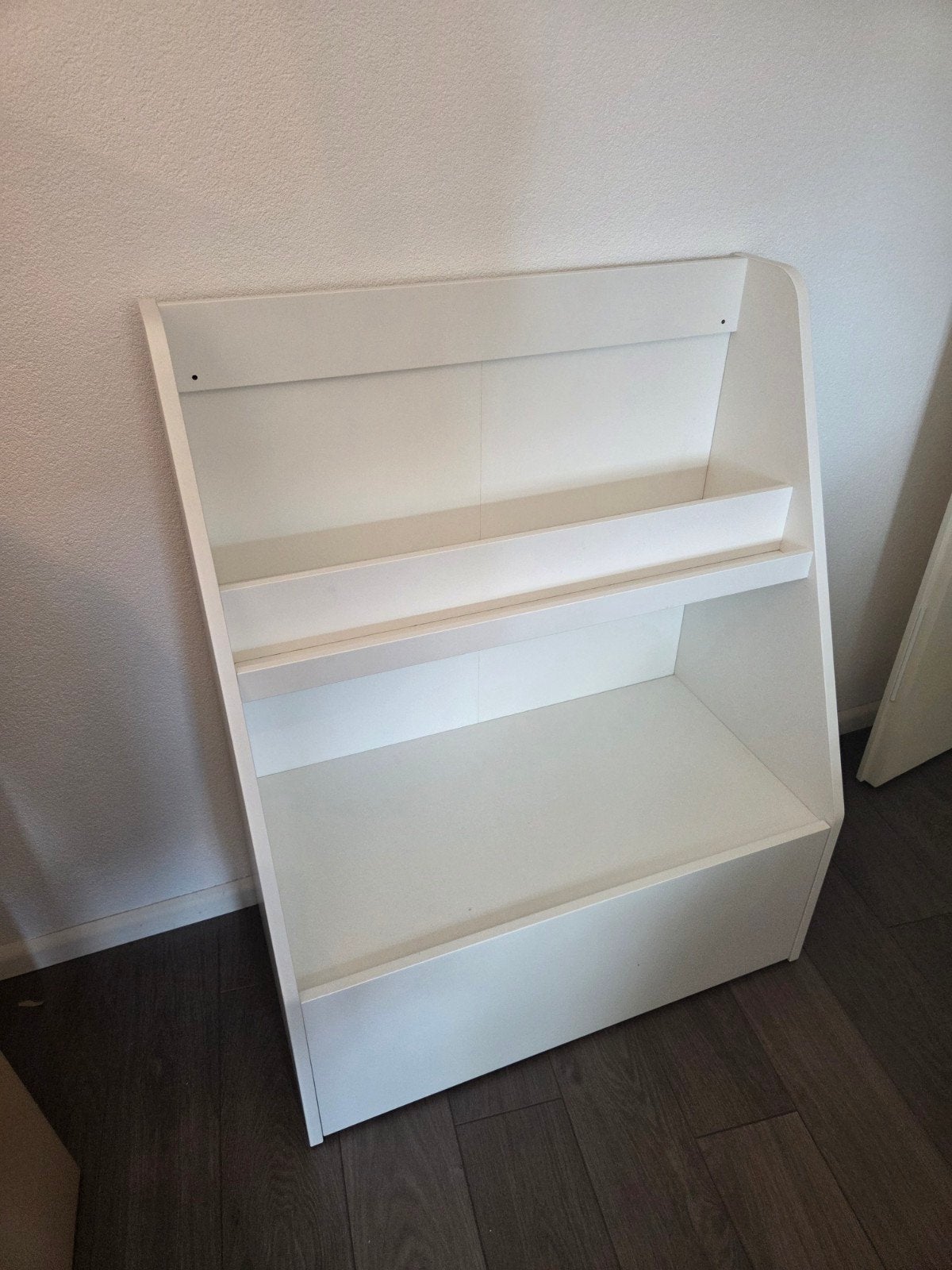 IKEA BERGIG Boekendisplay met opbergruimte, wit, Ophalen, Met plank(en), Gebruikt, 50 tot 100 cm