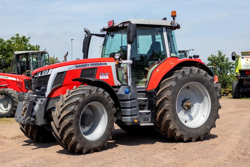 Massey Ferguson 7S.180 Dyna-VT EXCLUSIVE (bj 2022), Gebruikt, Massey Ferguson, Tot 2500