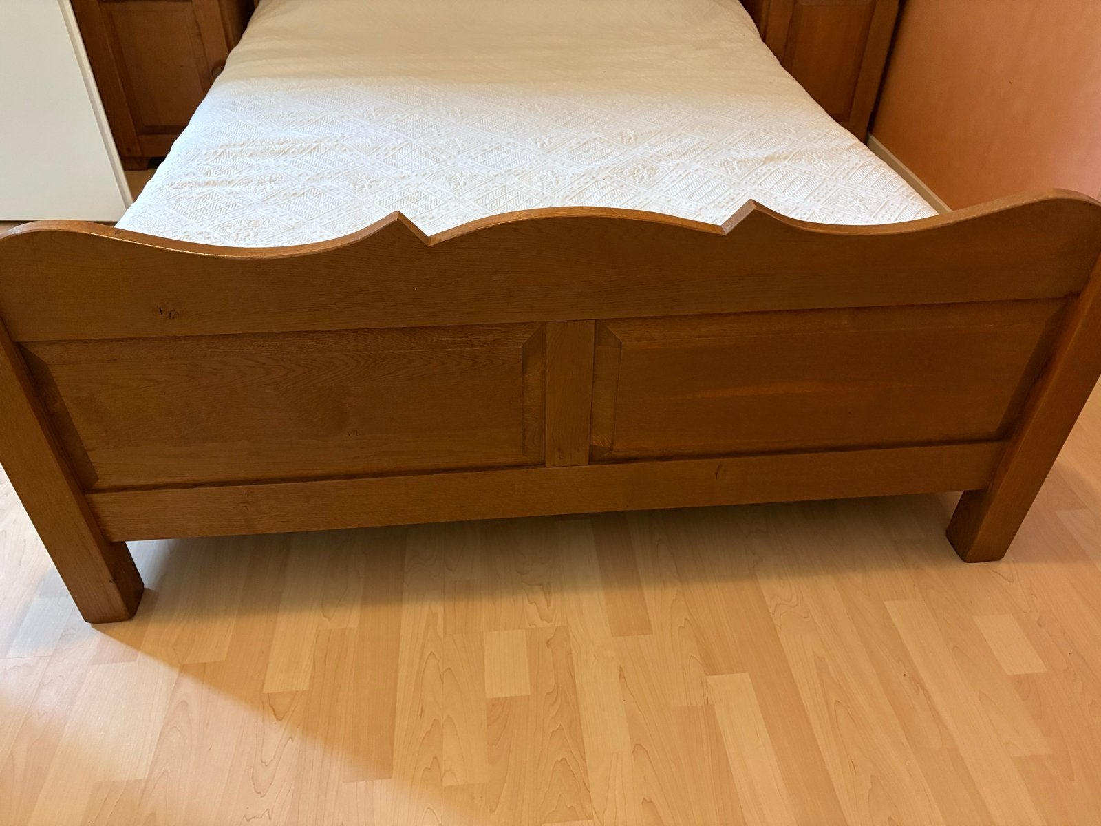 Massief houten tweepersoonsbed excl. nachtkastjes, Ophalen, Gebruikt, Bruin, Tweepersoons