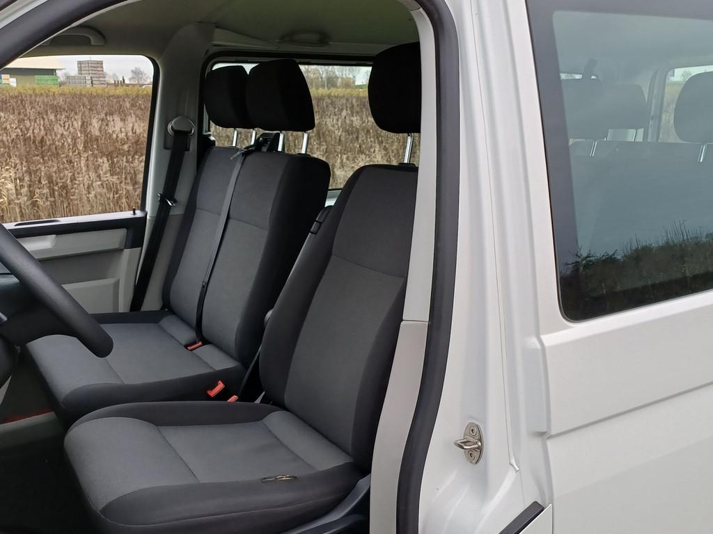 Volkswagen Transporter Kombi Pers. Bus 2.0 TSI L1H1 Comfortl, Auto's, Voorwielaandrijving, Stof, Gebruikt, 2500 kg