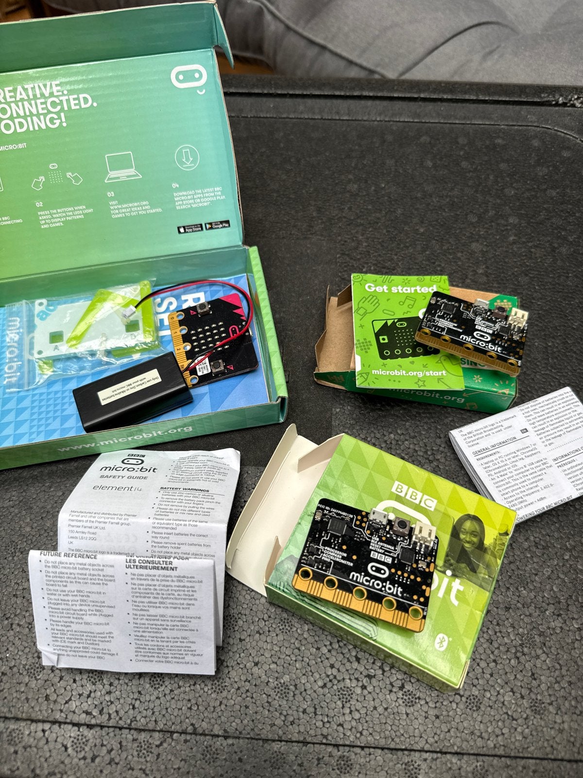 BBC micro:bit V2 Starter Kit - Educatieve Microcontroller, Zwart, Overige thema's, Ophalen of Verzenden, Zo goed als nieuw