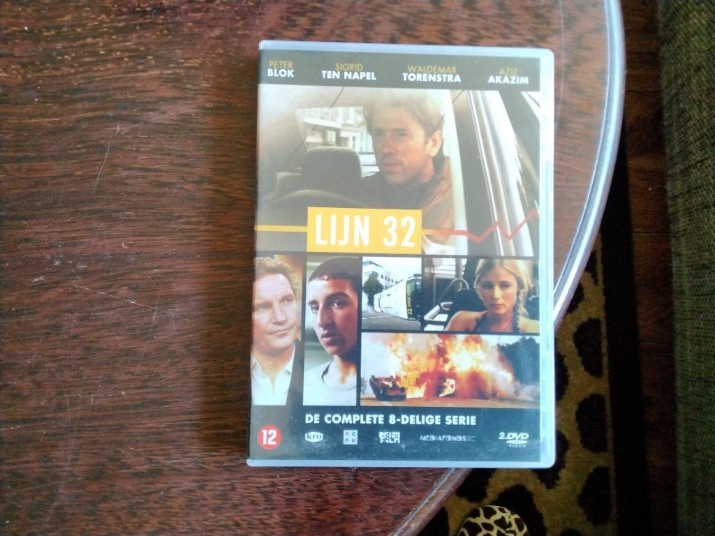 Lijn 32 compleet, 2disk, origineel, Boxset, Ophalen of Verzenden, Zo goed als nieuw, Actie en Avontuur