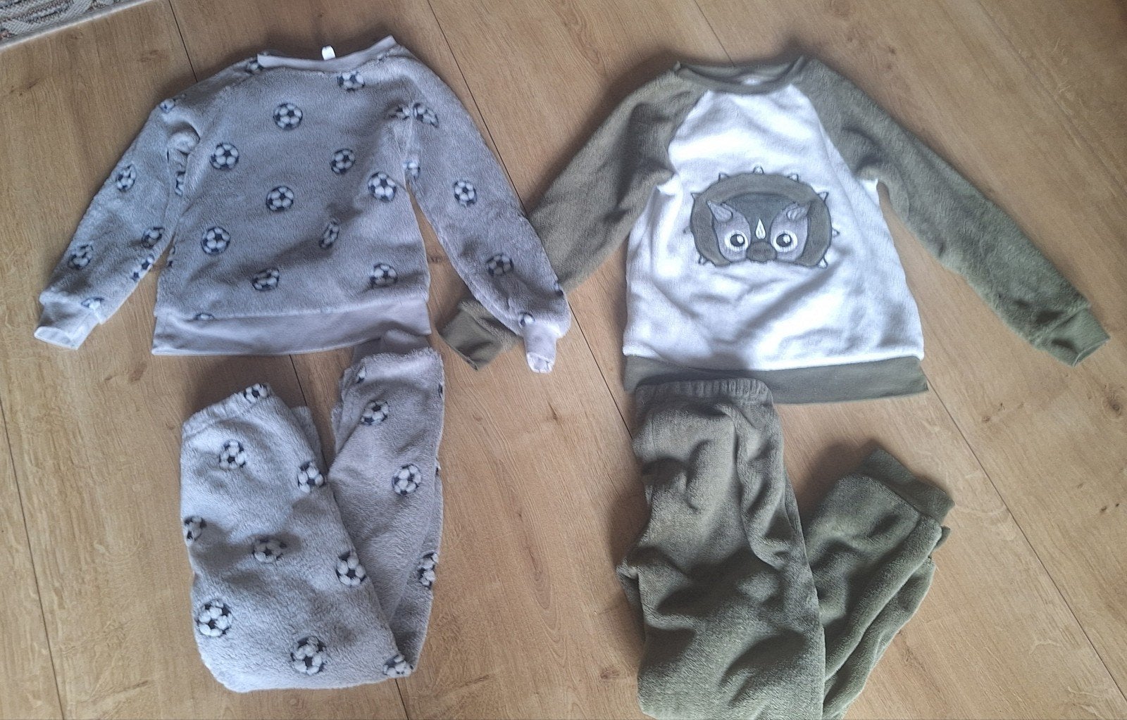2x Zeeman fleece pyjama maat 122/128, Kinderen en Baby's, Gebruikt, Ophalen of Verzenden, Jongen, Nacht- of Onderkleding