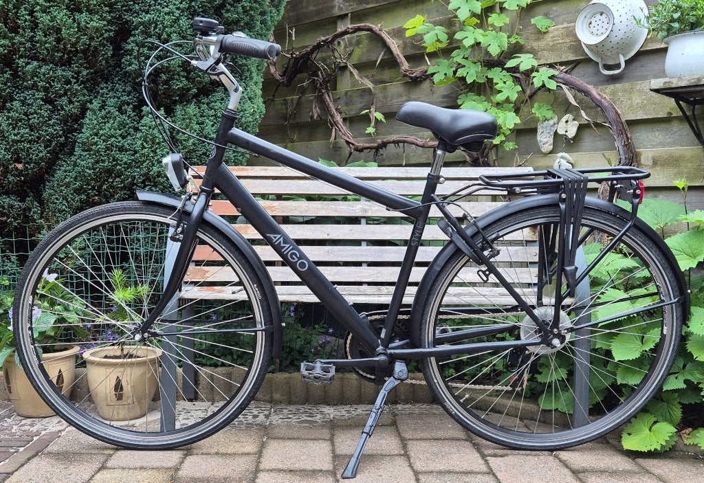 Stoere matzwarte jongensfiets met 6 versnellingen, 28 inch, Fietsen en Brommers, Fietsen | Jongens, Velgrem, Versnellingen, Zo goed als nieuw