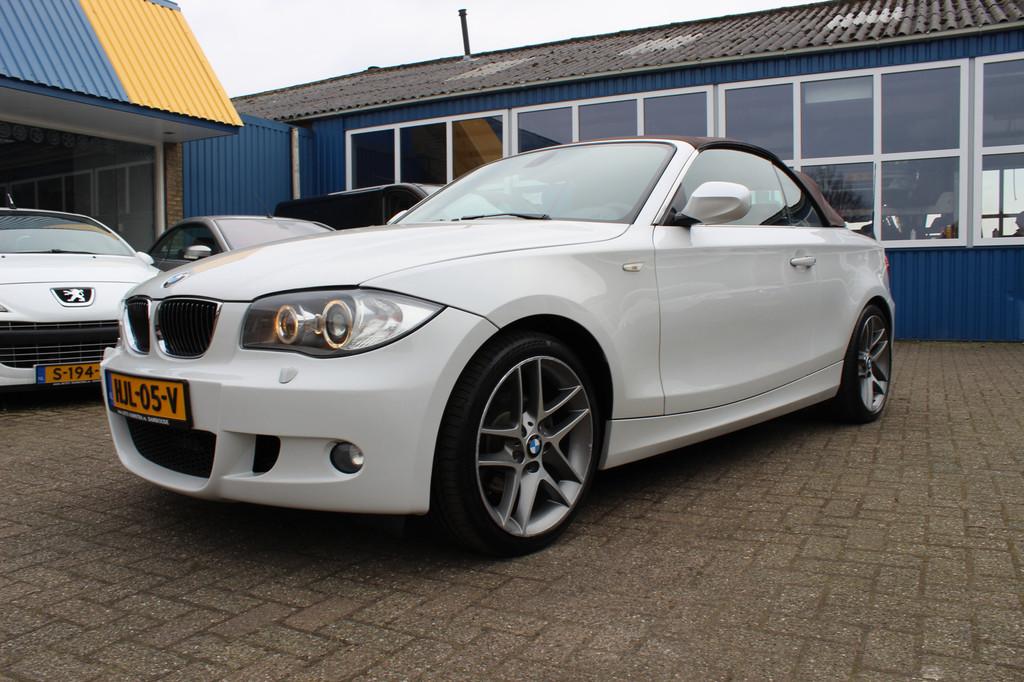 BMW 1 Serie Cabrio 118i "Limited Edition" Xenon - Leder - Au, Auto's, BMW, Euro 5, Achterwielaandrijving, Cabriolet, Wit