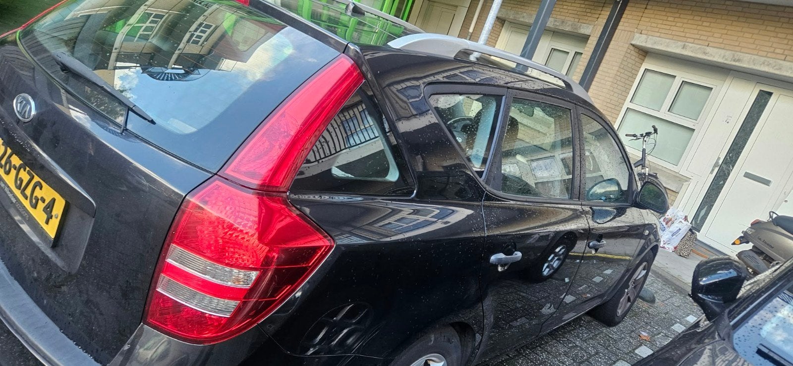 Kia (Pro) Cee d 1.4 Sporty Wagon 2008 Zwart, Auto's, Voorwielaandrijving, 4 cilinders, 1396 cc, Zwart