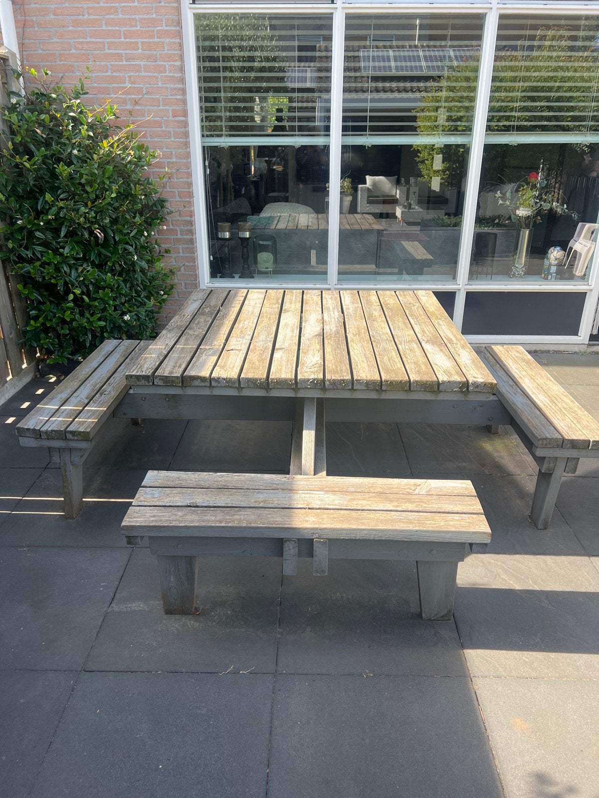Houten picknicktafel met bankjes, Ophalen, Gebruikt, Vierkant, Hout