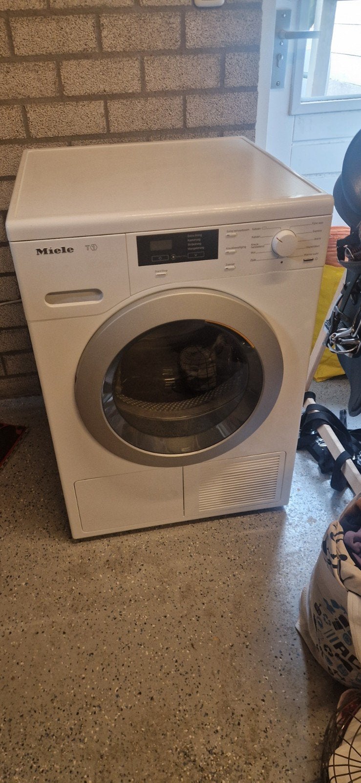 Miele T1 Warmtepompdroger, Witgoed en Apparatuur, Wasdrogers, Ophalen, Gebruikt, Overige typen, 8 tot 10 kg