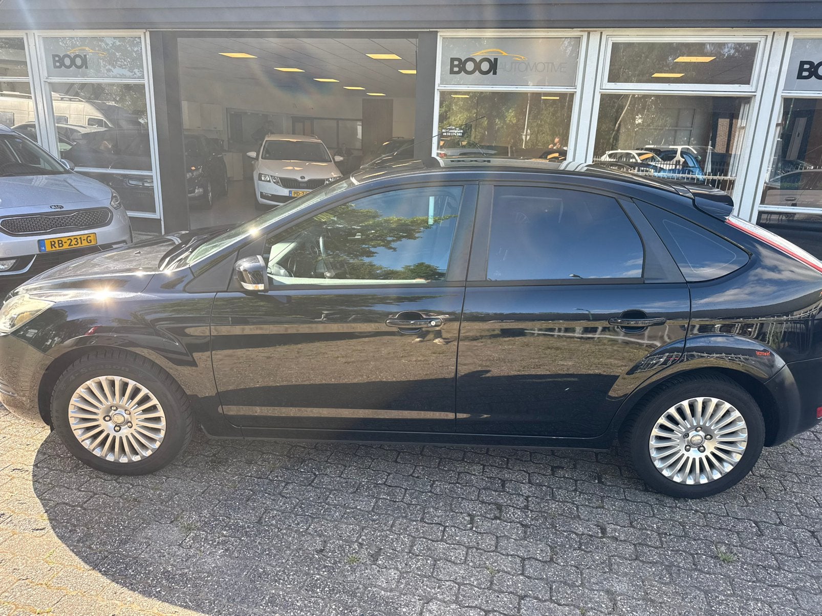 Ford Focus 1.8 92KW 5D Clima navi, Auto's, Zwart, 4 cilinders, 1207 kg, Zwart