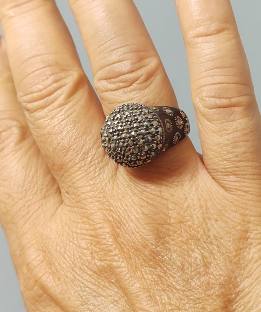925 zilveren ring met natuurlijke Markasiet en Emaille, Sieraden, Tassen en Uiterlijk, Ringen, Nieuw, Dame, 17 tot 18, Zilver