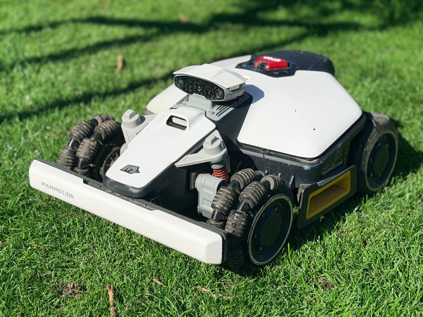 Mammotion Luba Mini AWD 800 Robotmaaier, Tuin en Terras, Ophalen of Verzenden, Gebruikt, Meer dan 25 cm, Bestuurbaar via app