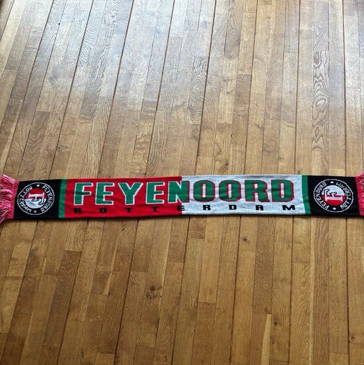 Feyenoord sjaal in goede staat (vintage) klassiek logo, Ophalen of Verzenden
