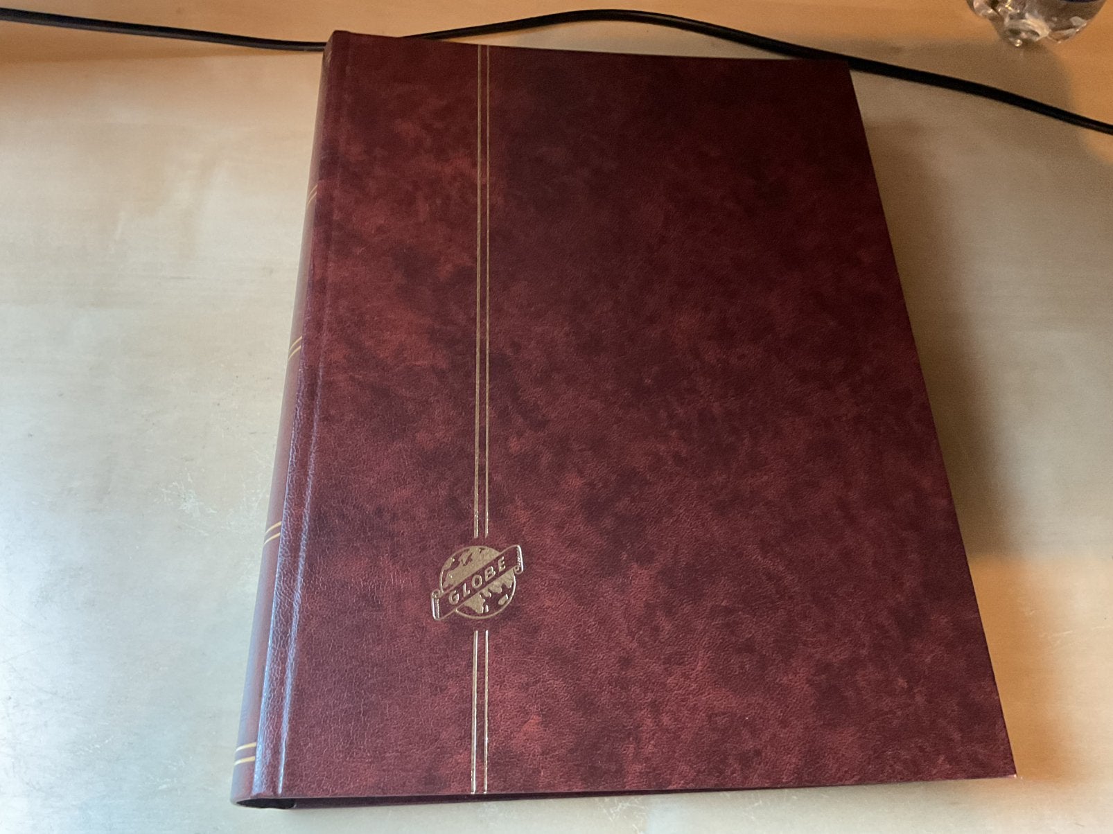 Prima leeg dik stockboek bruine kaft, Postzegels en Munten, Postzegels | Toebehoren, Ophalen of Verzenden, Verzamelalbum