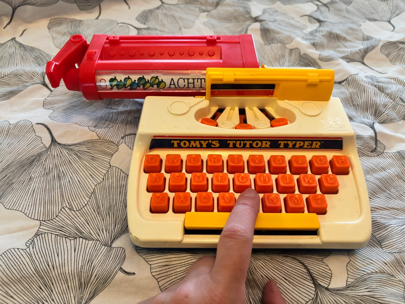 Vintage Tomy's Tutor Typer Speelgoed Typemachine 1977, Kinderen en Baby's, Ophalen, Gebruikt, Jongen of Meisje