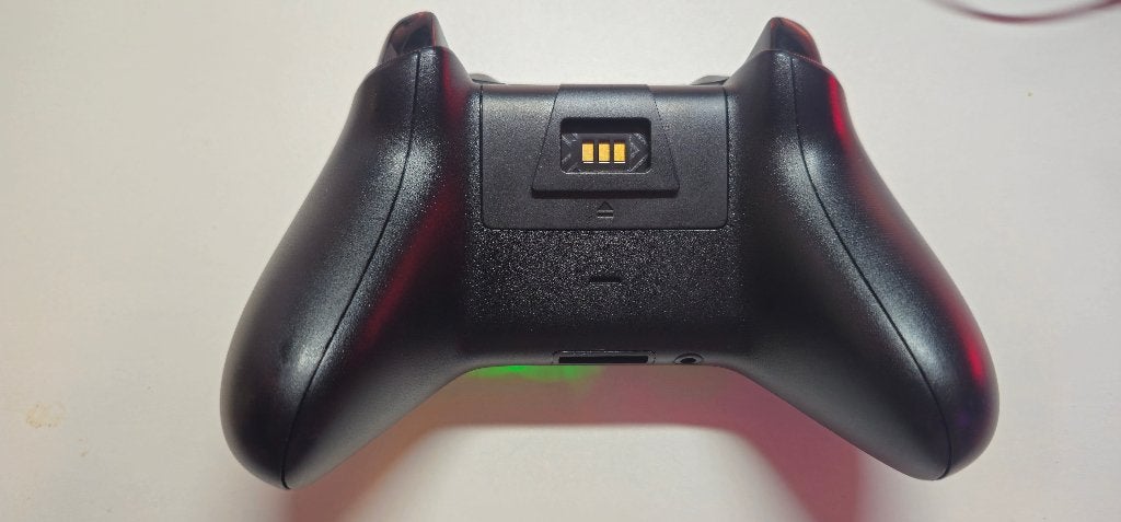 Foto 5 van Xbox Controller RGB + eXtremeRate Mods.