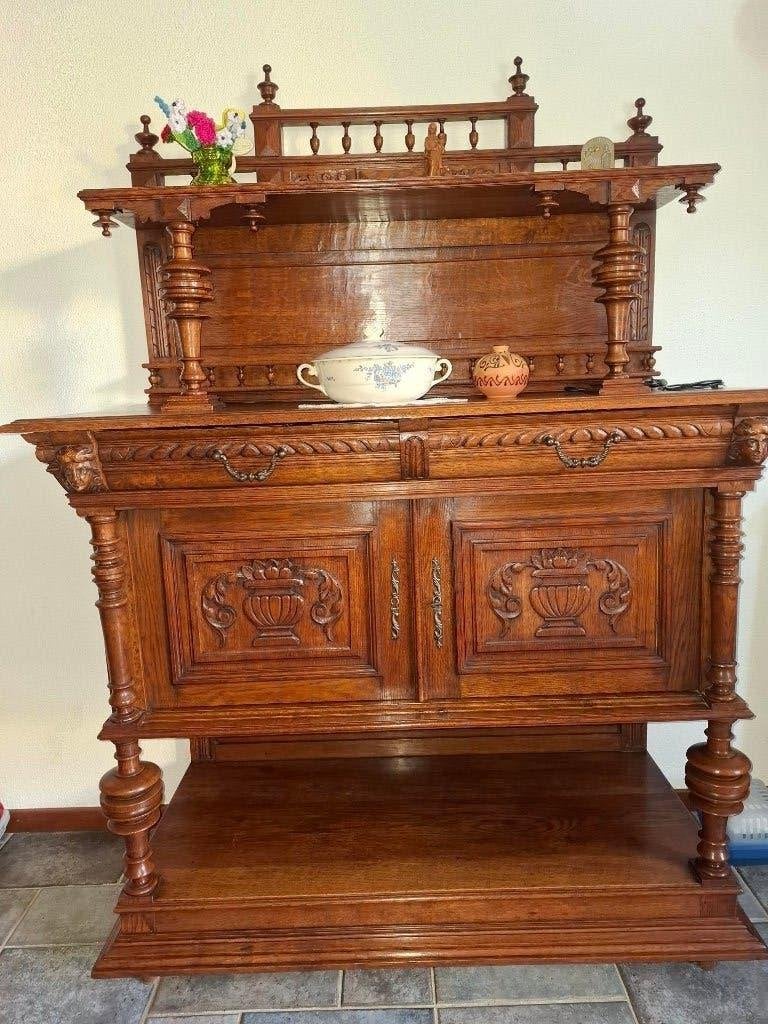 antieke kast, Ophalen