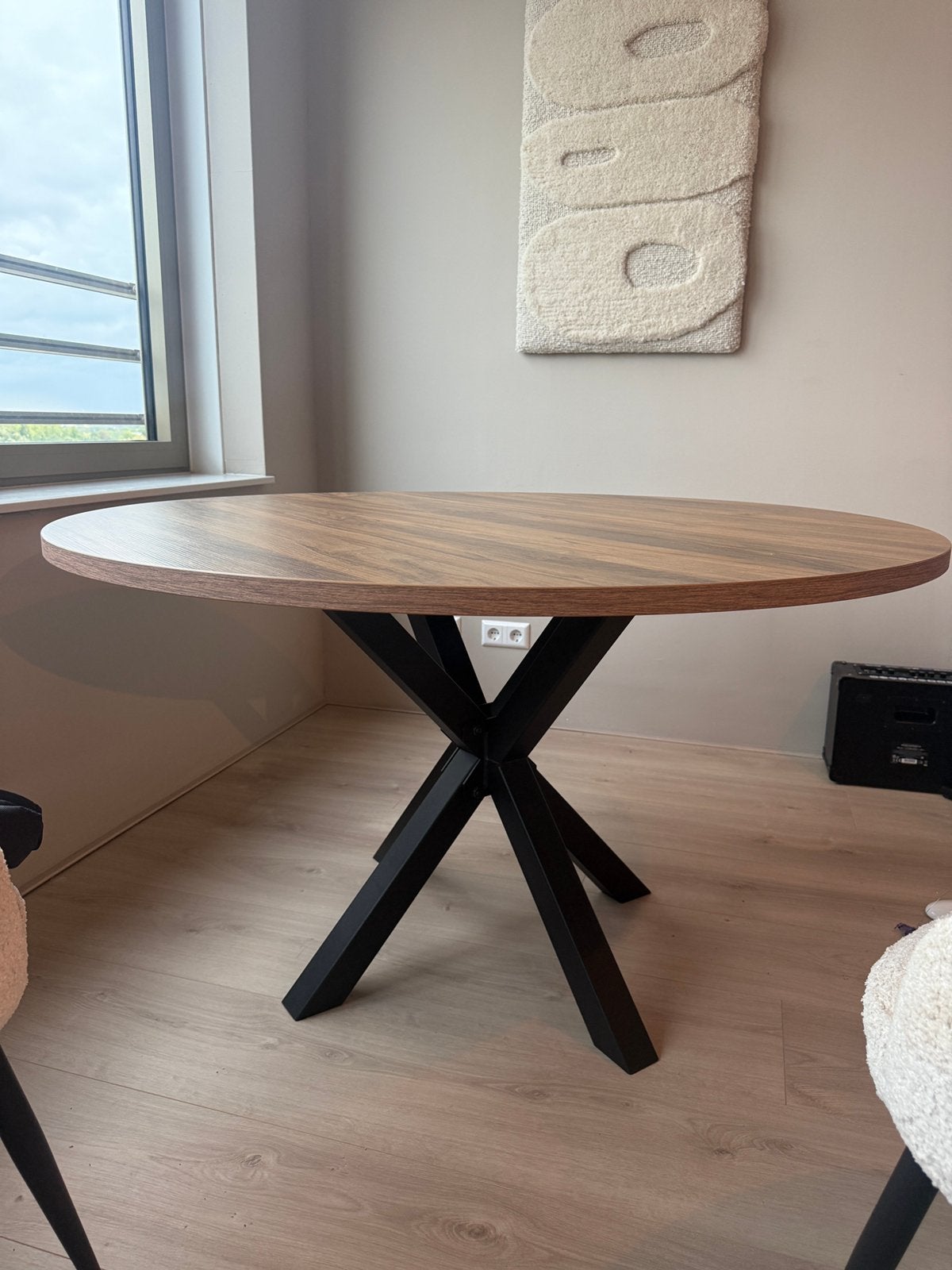 Ronde eettafel walnoothout profijt meubel, Huis en Inrichting, Ophalen, Rond, Zo goed als nieuw, Overige houtsoorten