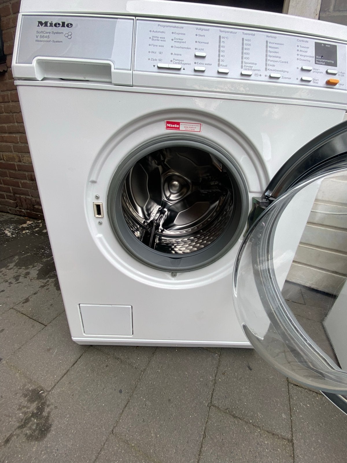 Foto 4 van Miele SoftCare System V 5645 Wasmachine