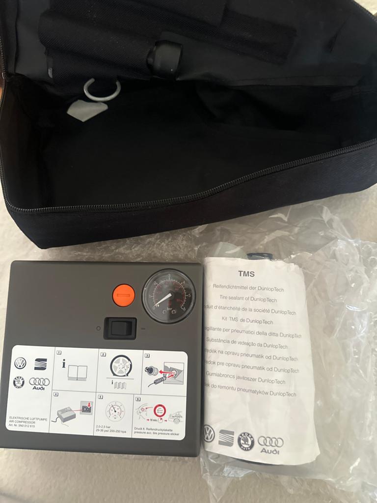 Audi Bandenreparatieset - Compressor en afdichtmiddel, Ophalen of Verzenden, Nieuw