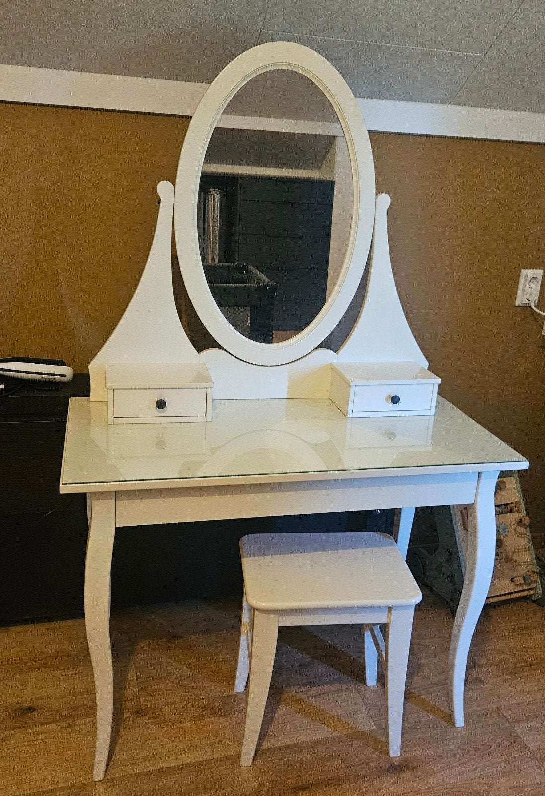 Witte kaptafel met spiegel en krukje, Huis en Inrichting, Ophalen, Gebruikt, 100 tot 150 cm, 50 tot 100 cm