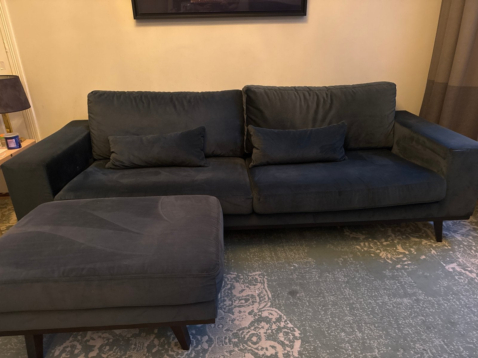 Comfortabele donkergroene bank met losse poef, Ophalen, Gebruikt, 100 tot 125 cm, Velours