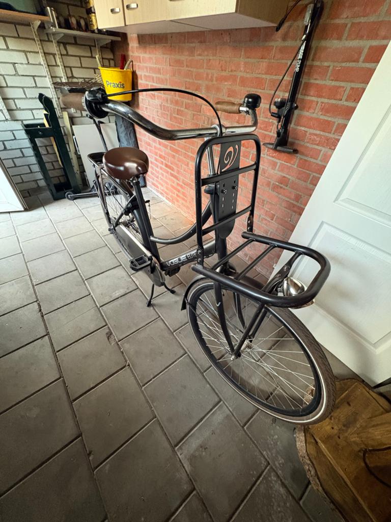 Transportfiets met voordrager.. vogue fiets €100, Fietsen en Brommers, Fietsen | Dames | Omafietsen, Ophalen, Zo goed als nieuw