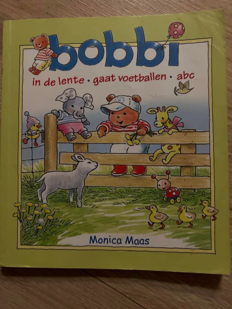 Bobbi in de lente - gaat voetballen - abc (Monica Maas), Boeken, Gelezen, Fictie algemeen, Jongen of Meisje, Ophalen of Verzenden