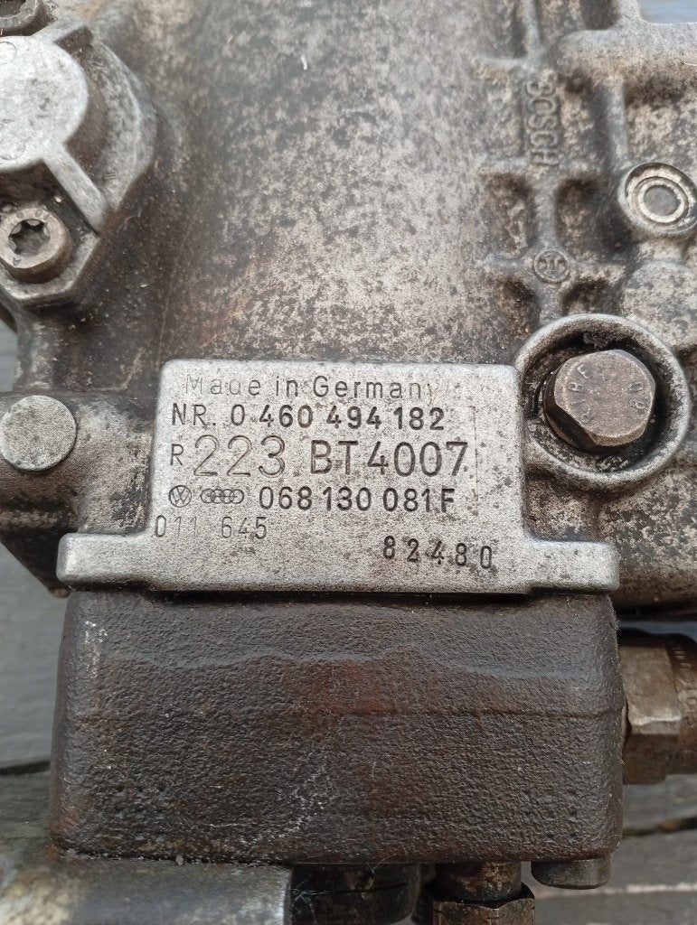 Bosch brandstofpomp 0.460.494.182 voor Audi/VW, Ophalen of Verzenden, Gebruikt