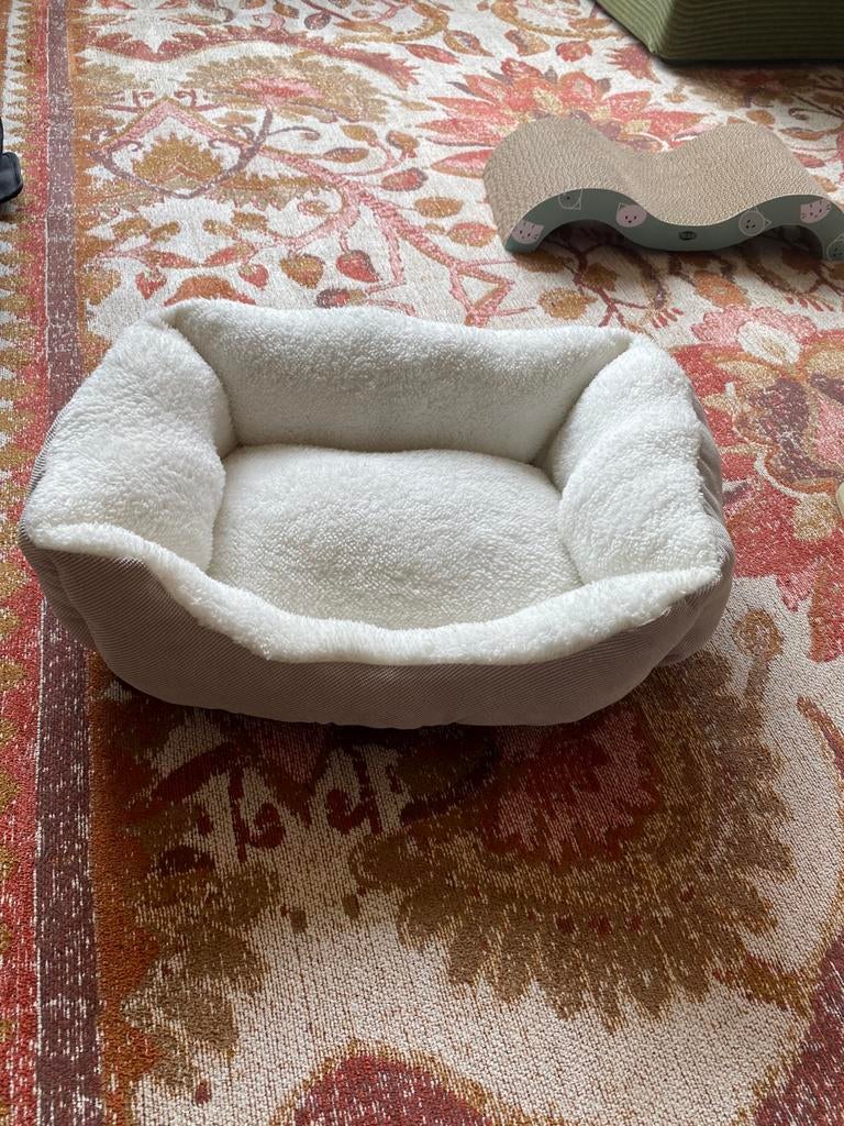 Beezteez kattenmand, Dieren en Toebehoren, Kattenmanden, Ophalen, Zo goed als nieuw