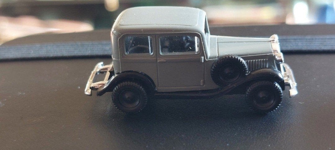 H0LK 1017 OPEL P4 1/87, Hobby en Vrije tijd, Ophalen of Verzenden, Zo goed als nieuw, Auto, Brekina